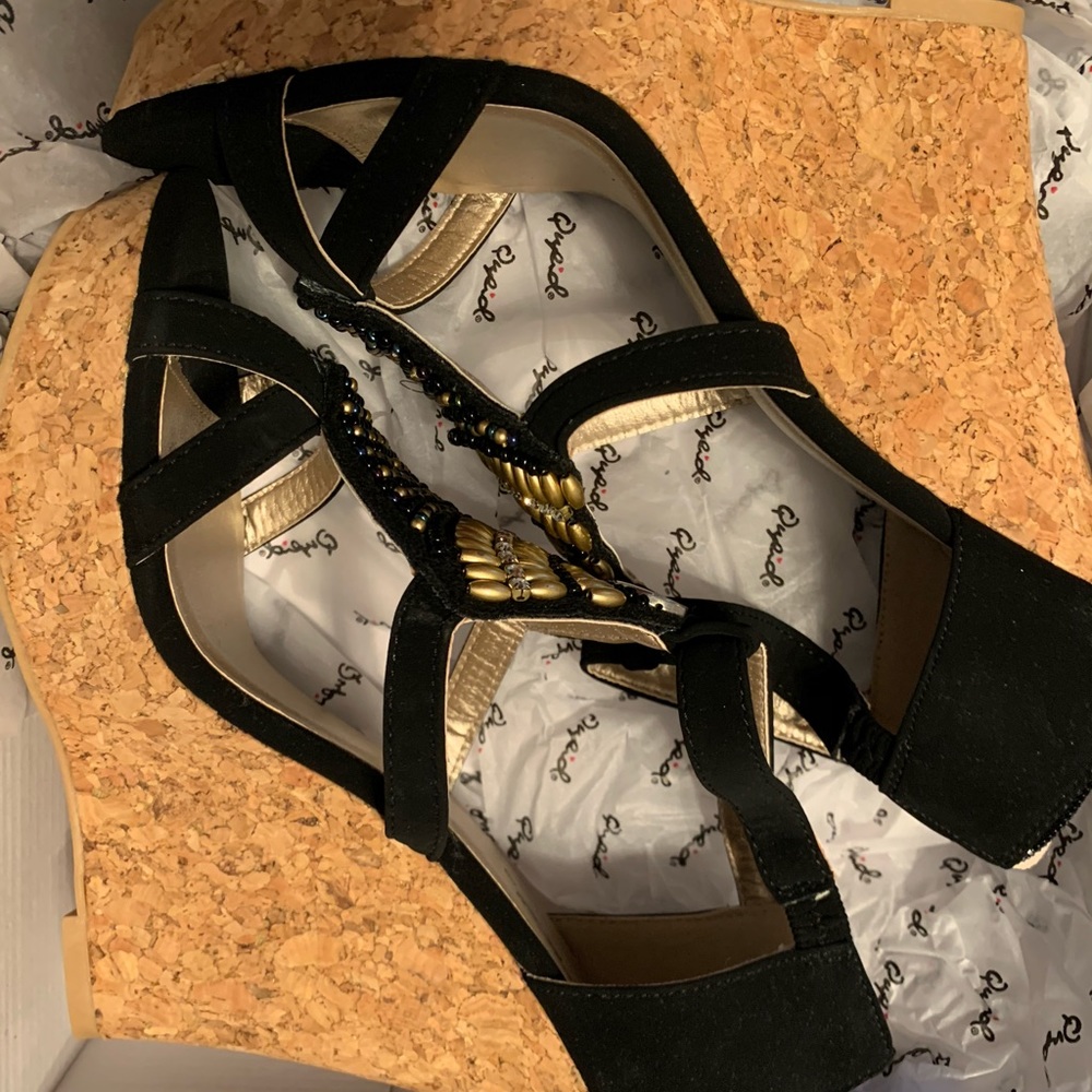 Sandals - Picture 5 of 6